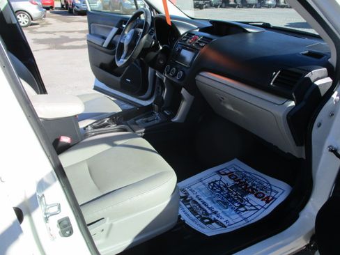 Used 2015 Subaru Forester 2.5i Limited image 27