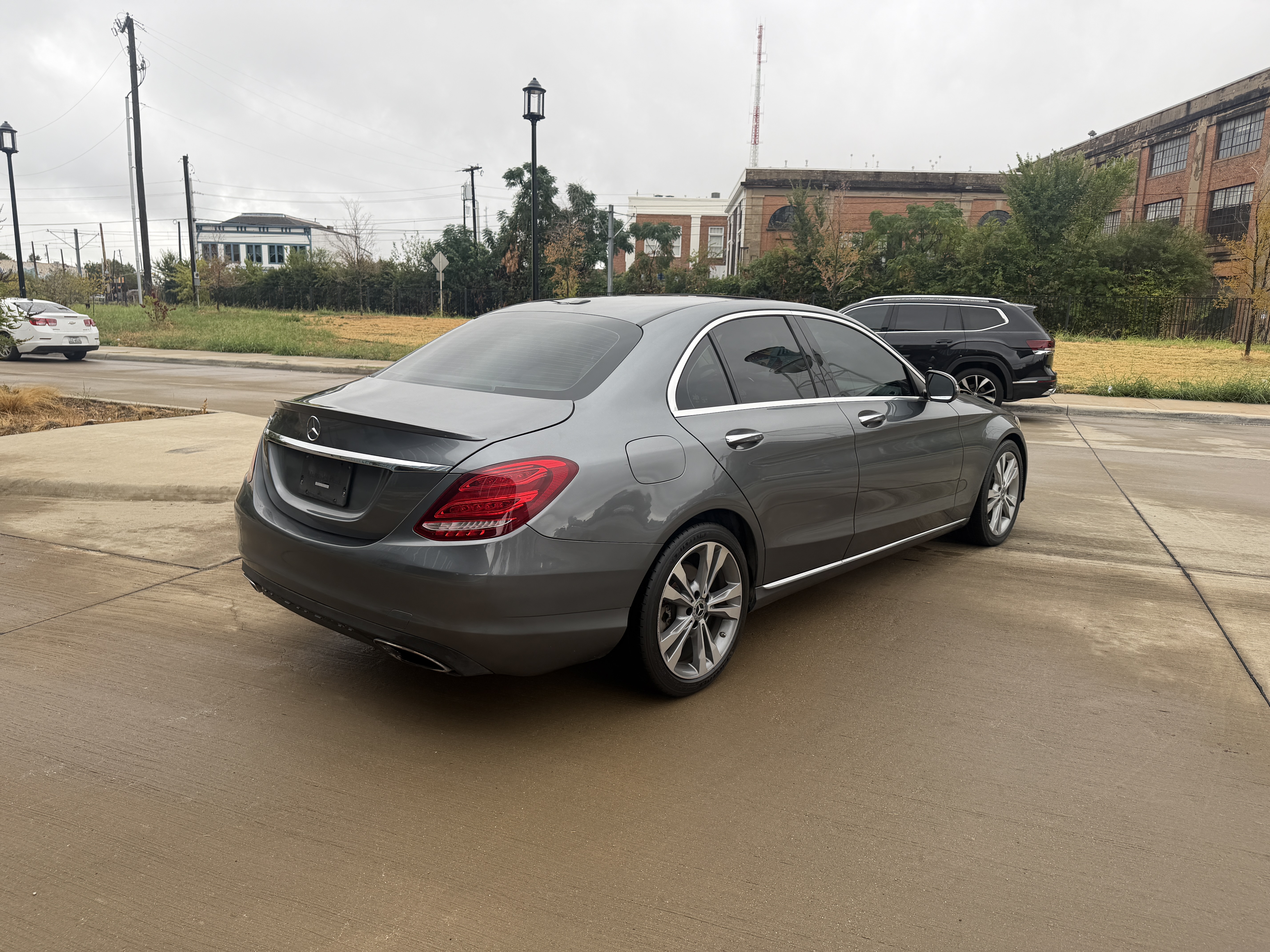 Used 2018 Mercedes-Benz C 300 Sedan image 5