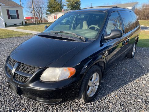 Used 2003 Dodge Grand Caravan Sport image 1