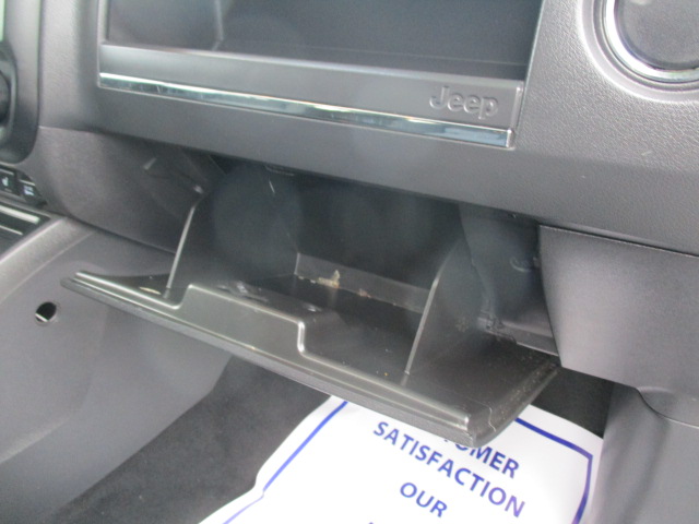 Used 2010 Jeep Patriot 4WD Sport image 28