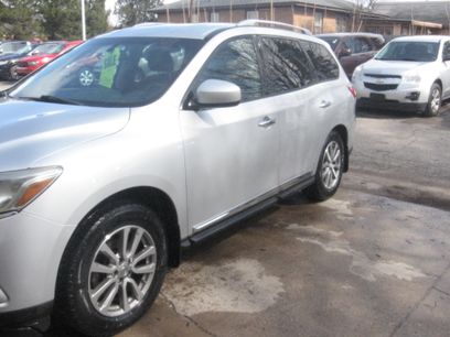 Used 2015 Nissan Pathfinder SL