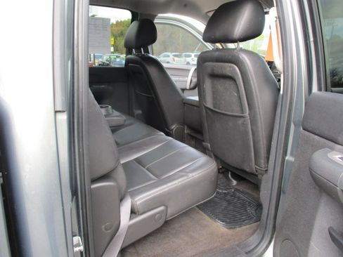 Used 2011 Chevrolet Silverado 1500 LT Z71 image 26