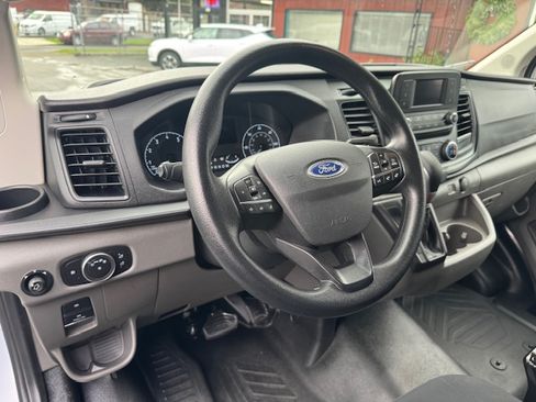 Used 2024 Ford Transit 250 image 9