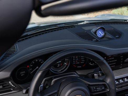 Used 2024 Porsche 911 Targa 4S image 21