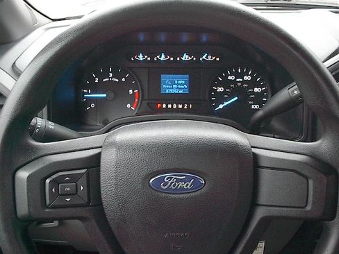 Used 2017 Ford F450 XL image 19