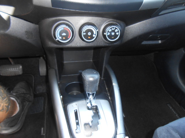 Used 2010 Mitsubishi Outlander 2WD ES image 13