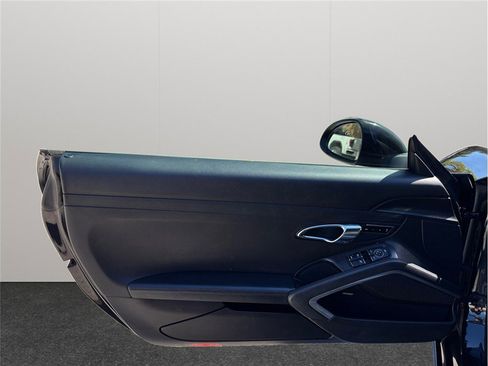 Used 2013 Porsche 911 Carrera S image 21