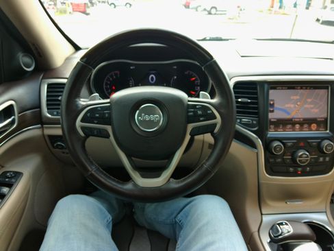 Used 2014 Jeep Grand Cherokee Overland image 56