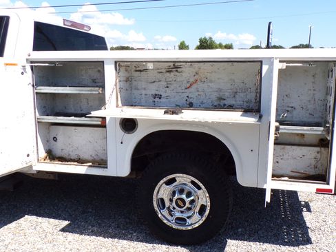 Used 2020 Chevrolet Silverado 2500 LT image 15