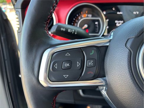 Used 2023 Jeep Wrangler Unlimited Rubicon image 22