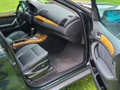 Used 2001 BMW X5 3.0i image 6