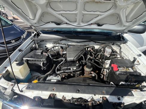 Used 2006 Toyota Tacoma SR5 image 13