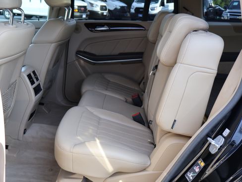 Used 2013 Mercedes-Benz GL 450 image 15