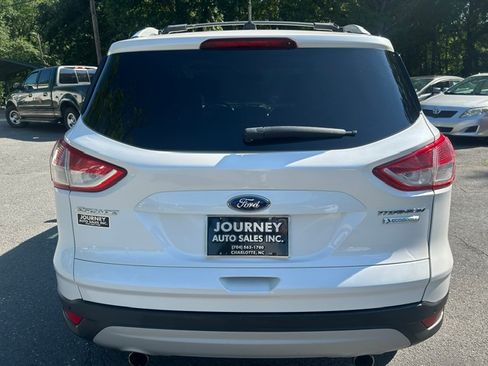 Used 2013 Ford Escape FWD Titanium image 4