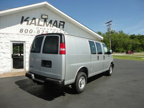 New 2026 Chevrolet Express 2500 RWD image 5
