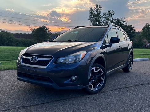 Used 2014 Subaru XV Crosstrek 2.0i Limited image 2