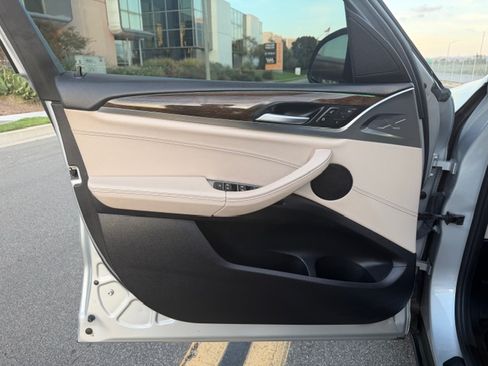 Used 2019 BMW X3 sDrive30i image 14