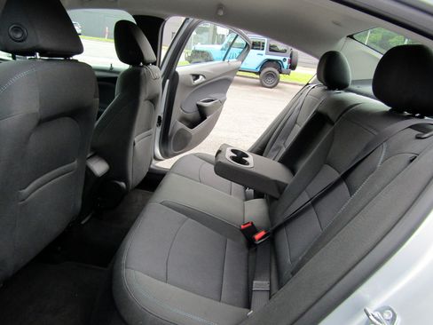 Used 2016 Chevrolet Cruze LT Sedan FWD image 22