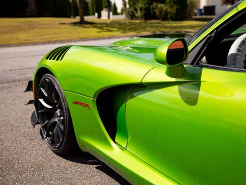 Used 2017 Dodge Viper GTC image 48