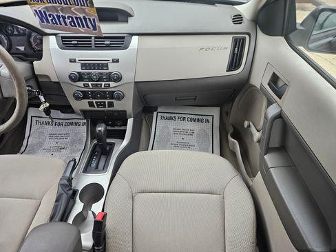 Used 2009 Ford Focus S image 8