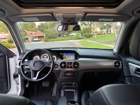 Used 2015 Mercedes-Benz GLK 350 image 27