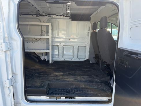 Used 2019 Ford Transit 150 130 Low Roof RWD image 9