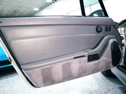 Used 1997 Porsche 911 Carrera 4S image 22