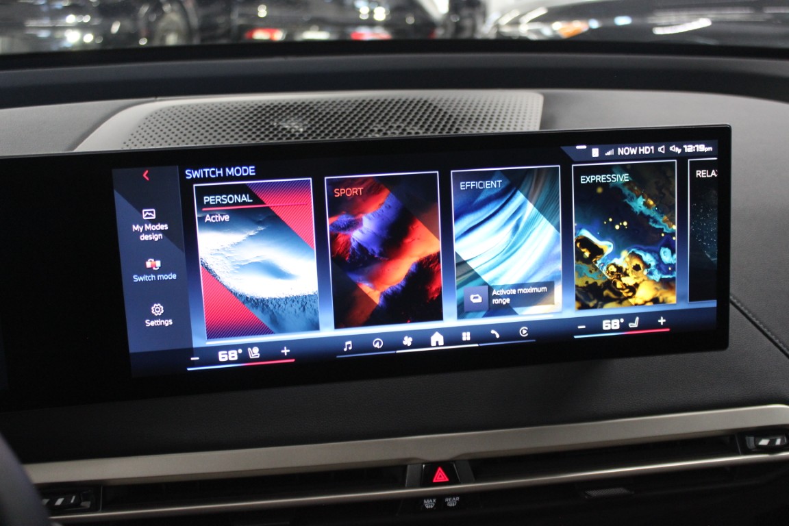 Used 2024 BMW iX M60 AWD/4WD image 23