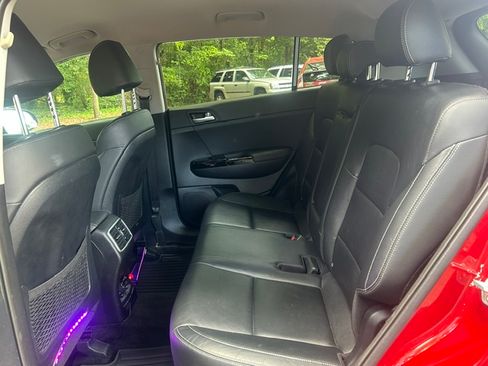 Used 2019 Kia Sportage FWD EX image 23