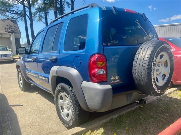 Used 2004 Jeep Liberty 4WD Sport image 9