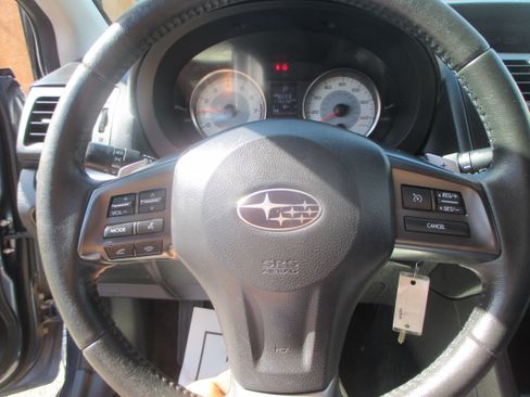Used 2013 Subaru Impreza 2.0i Limited Hatchback AWD/4WD image 8