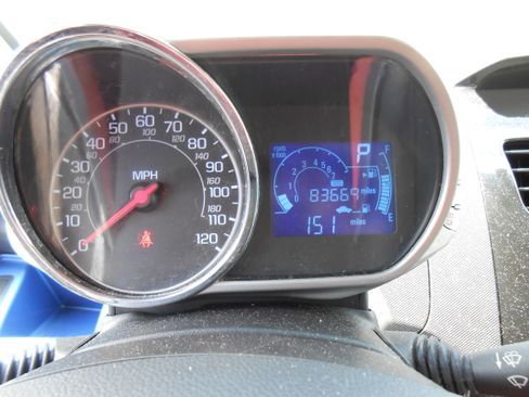 Used 2014 Chevrolet Spark LT image 17