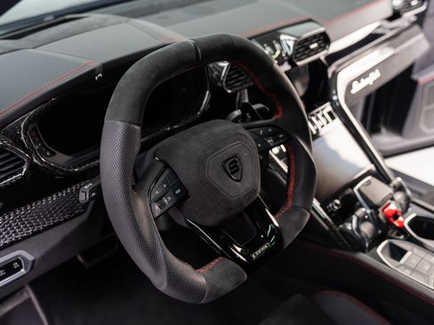 Used 2020 Lamborghini Urus AWD/4WD image 31