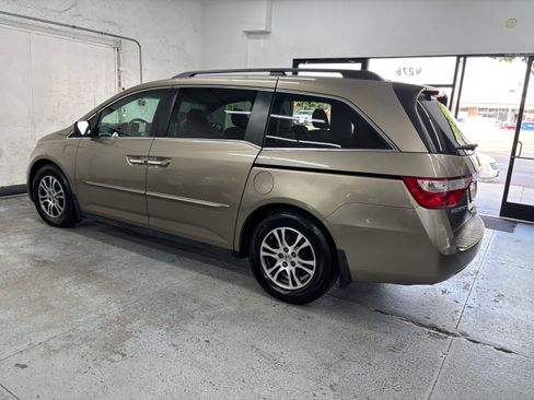 Used 2011 Honda Odyssey EX-L image 7