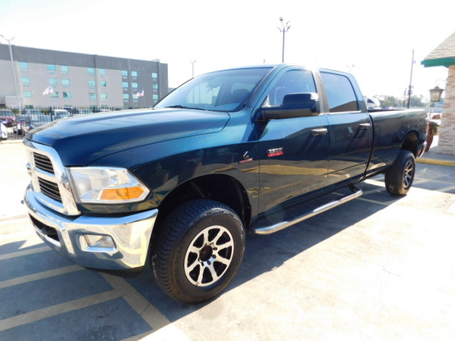 Used 2011 RAM 3500 4x4 Crew Cab image 4