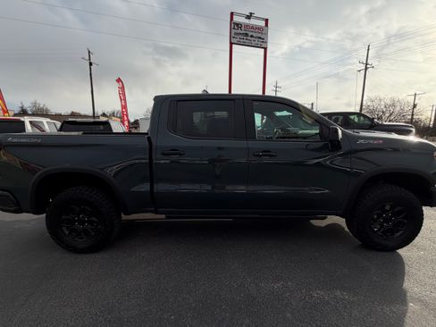 Used 2025 Chevrolet Silverado 1500 ZR2 image 5