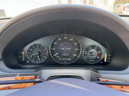 Used 2007 Mercedes-Benz E 320 image 25
