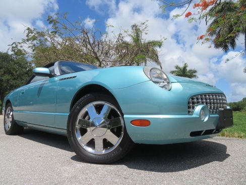 Used 2002 Ford Thunderbird UNAVAIL RWD image 1