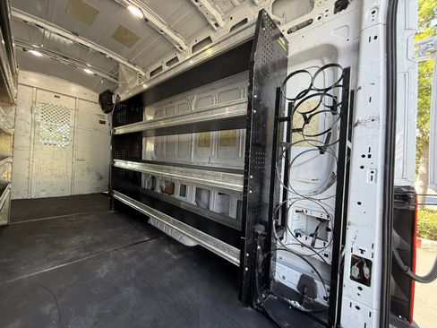 Used 2021 Ford Transit 350 image 12