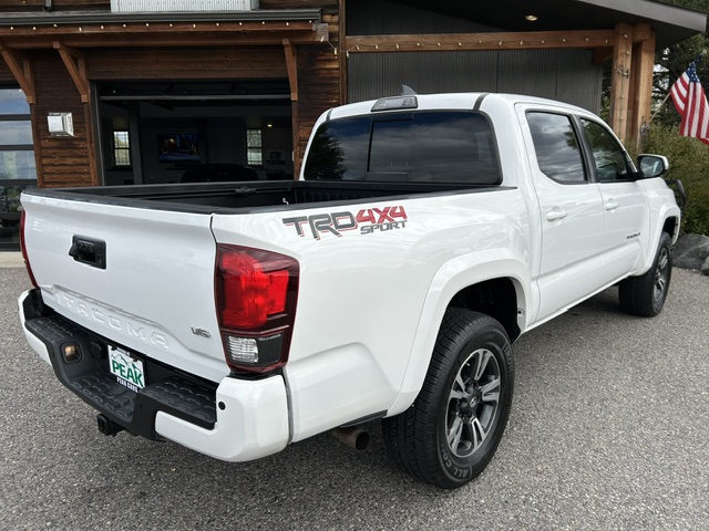 Used 2018 Toyota Tacoma 4x4 Double Cab image 5