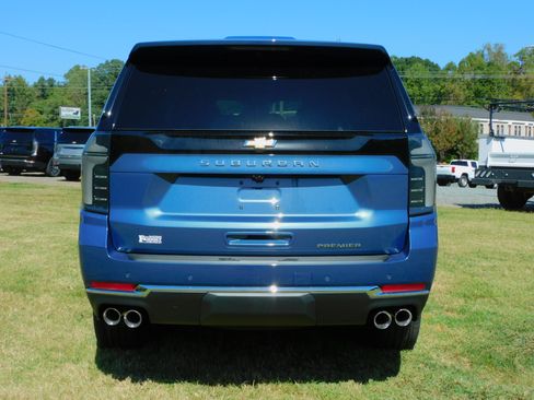 New 2026 Chevrolet Suburban Premier image 12