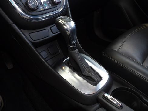 Used 2014 Buick Encore FWD Leather image 25