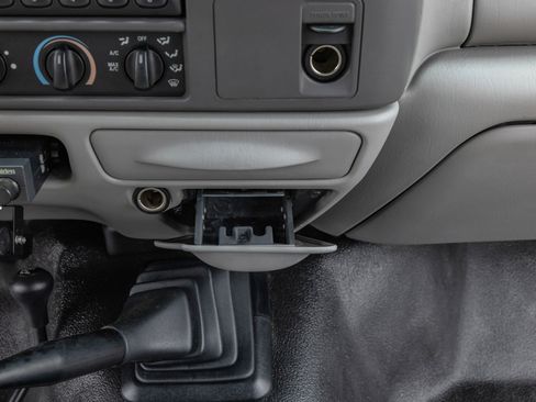 Used 1999 Ford F350 XLT image 47