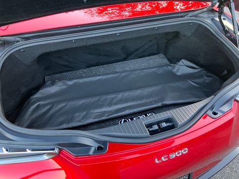 Used 2021 Lexus LC 500 Convertible RWD image 18