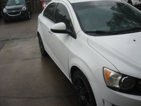 Used 2015 Chevrolet Sonic LTZ Sedan FWD image 3