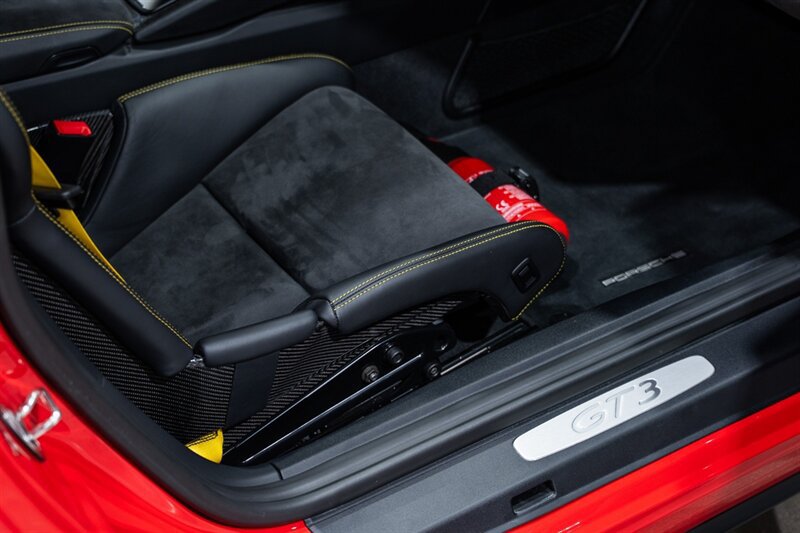 Used 2019 Porsche 911 GT3 RWD image 31