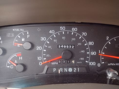 Used 2001 Ford Excursion XLT image 11