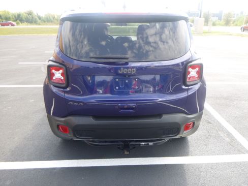 Used 2021 Jeep Renegade Latitude image 7