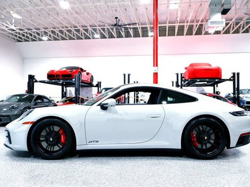 Used 2022 Porsche 911 Carrera 4 GTS AWD/4WD image 4