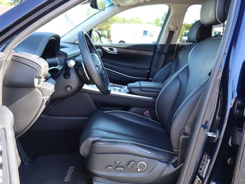 Used 2023 Genesis GV80 AWD 2.5T Prestige image 13